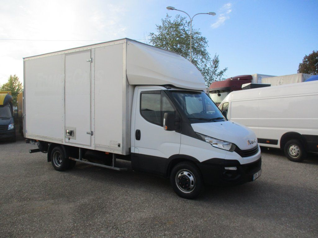 Iveco Daily 35C16 mit LBW - Box van: picture 2 Iveco Daily 35C16 mit LBW - Box van: picture 2