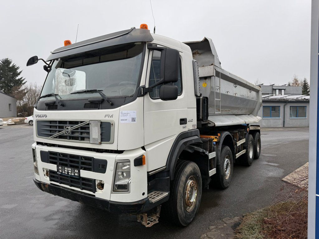 Iveco FM440 8x6 - Tipper: picture 2 Iveco FM440 8x6 - Tipper: picture 2