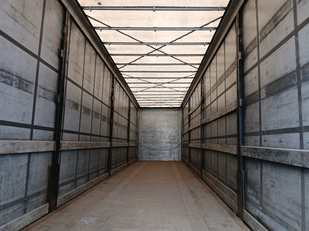 Curtainsider semi-trailer Kögel S24-1 MEGA/lowdeck: picture 14 Curtainsider semi-trailer Kögel S24-1 MEGA/lowdeck: picture 14
