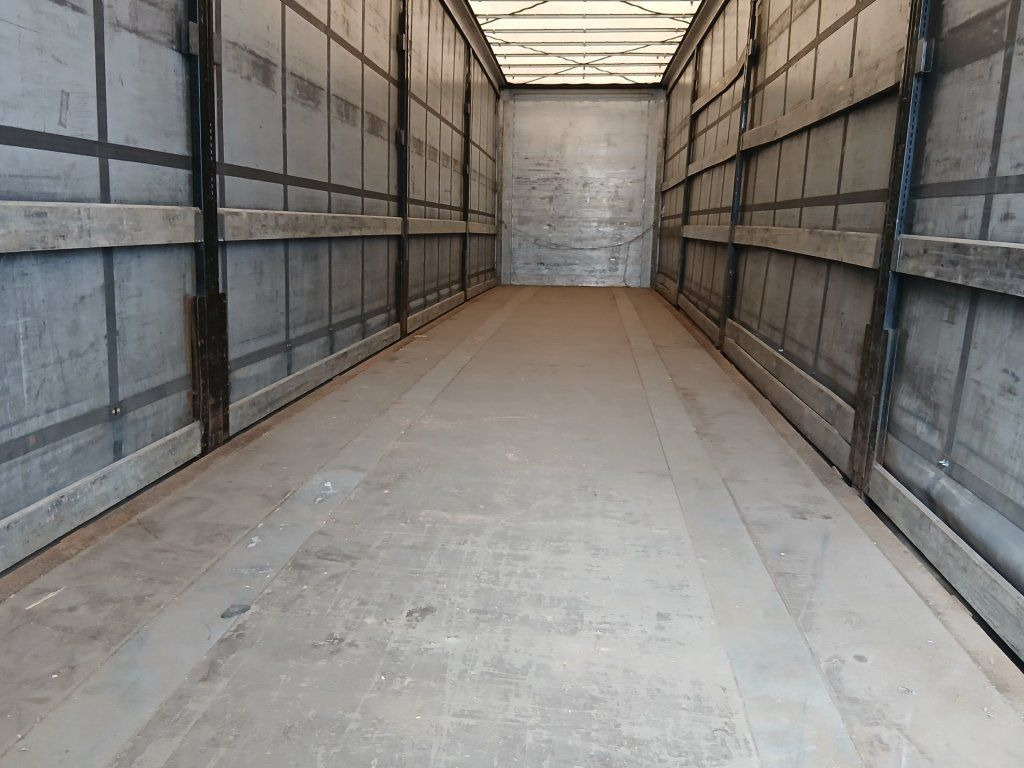 Curtainsider semi-trailer Kögel S24-1 MEGA/lowdeck: picture 16 Curtainsider semi-trailer Kögel S24-1 MEGA/lowdeck: picture 16