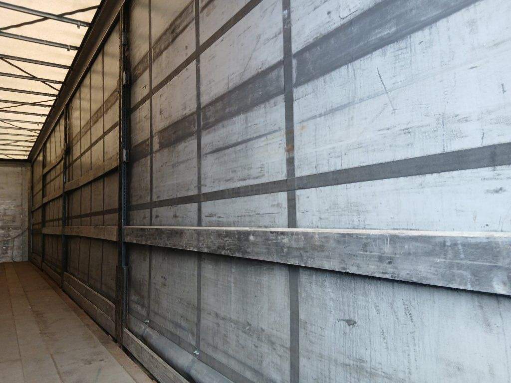 Curtainsider semi-trailer Kögel S24-1 MEGA/lowdeck: picture 17 Curtainsider semi-trailer Kögel S24-1 MEGA/lowdeck: picture 17