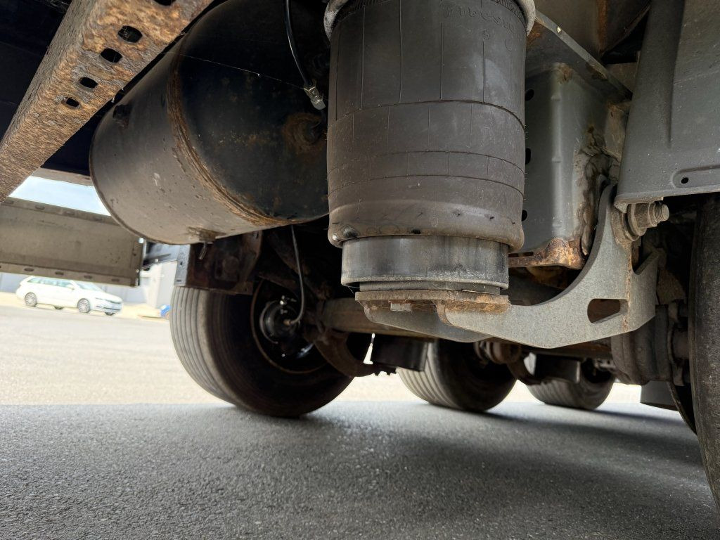 Krone SD MEGA/lowdeck - Curtainsider semi-trailer: picture 4 Krone SD MEGA/lowdeck - Curtainsider semi-trailer: picture 4