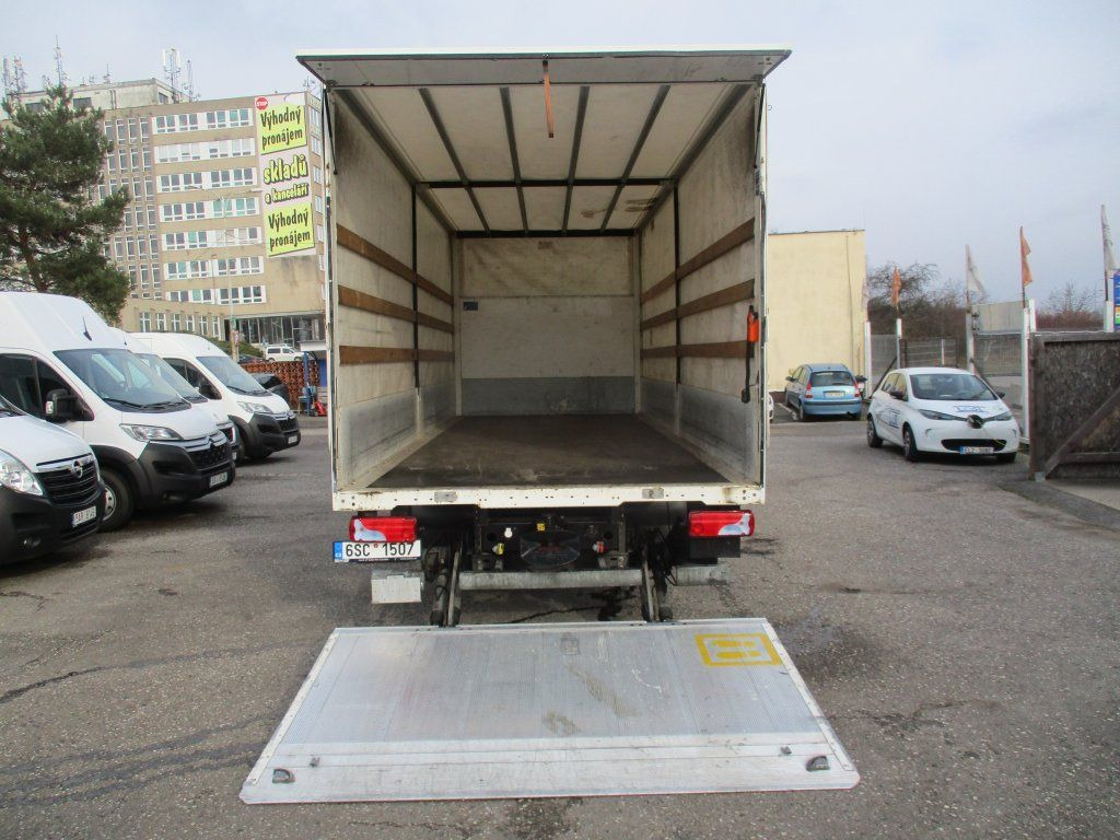 Curtainsider truck MAN TGL 12.220: picture 6