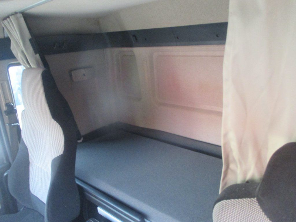 Leasing of  MAN TGL 12.250 MAN TGL 12.250: picture 17