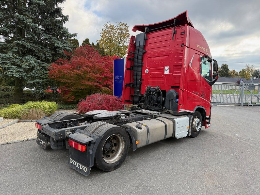 Volvo FH500 EURO 6 MEGA/lowdeck NEW TACHO - Tractor unit: picture 5 Volvo FH500 EURO 6 MEGA/lowdeck NEW TACHO - Tractor unit: picture 5