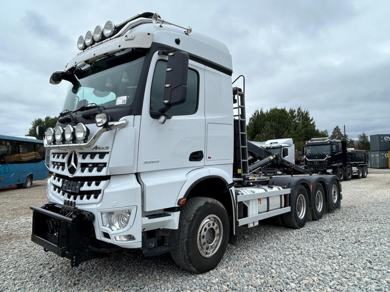 Mercedes-Benz Arocs 3253 | Joab L 24 ton 5750 mm | TULOSSA - Hook lift truck: picture 1 Mercedes-Benz Arocs 3253 | Joab L 24 ton 5750 mm | TULOSSA - Hook lift truck: picture 1