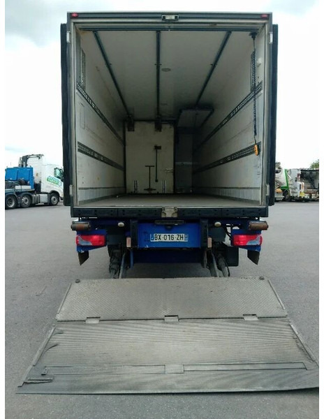 MAN TGM 18.340 chereau - Carrier - Refrigerator truck: picture 4 MAN TGM 18.340 chereau - Carrier - Refrigerator truck: picture 4