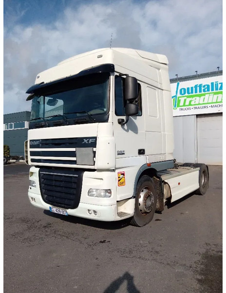 Tractor unit DAF XF 105.460: picture 1