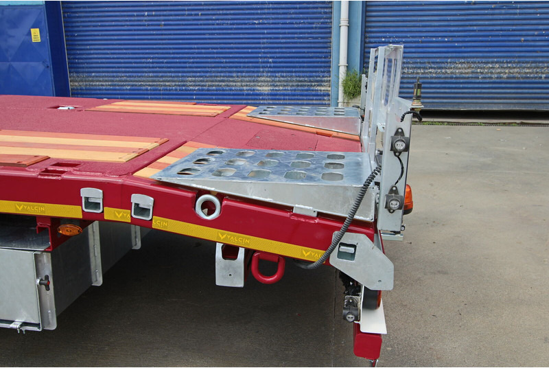 YALCIN DORSE extensible / extendable / 20m50 - Dropside/ Flatbed semi-trailer: picture 4 YALCIN DORSE extensible / extendable / 20m50 - Dropside/ Flatbed semi-trailer: picture 4