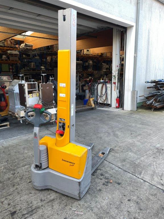 Jungheinrich EJC 10 - Stacker: picture 1 Jungheinrich EJC 10 - Stacker: picture 1