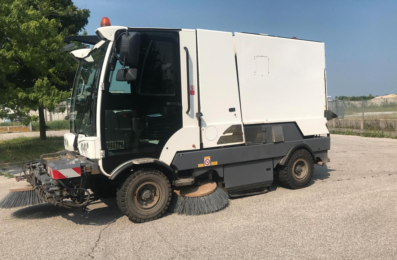SPAZZATRICE STRADALE DULEVO 3000 - Road sweeper: picture 1 SPAZZATRICE STRADALE DULEVO 3000 - Road sweeper: picture 1