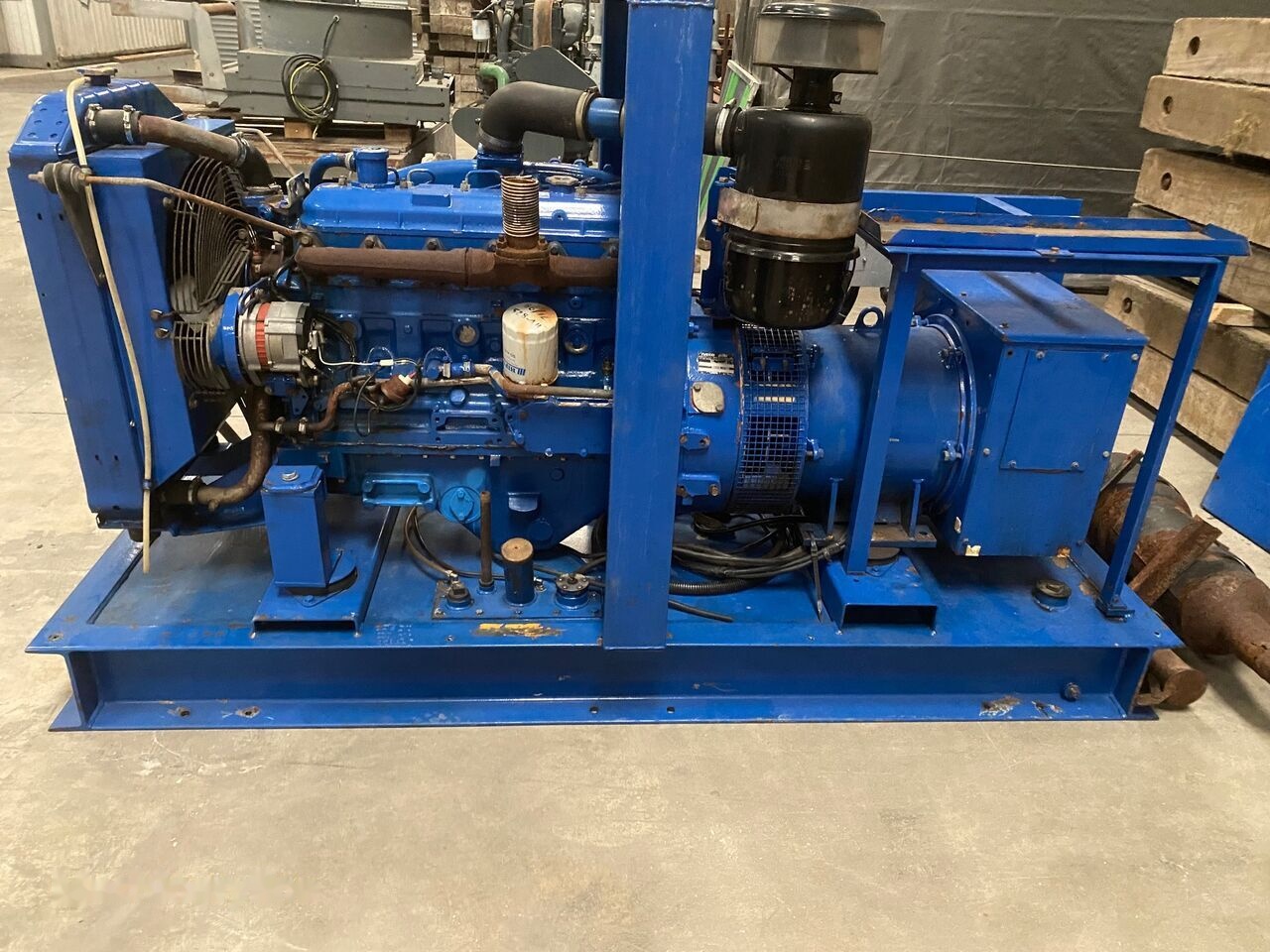 IVECO 80 kVa - Generator set: picture 2 IVECO 80 kVa - Generator set: picture 2