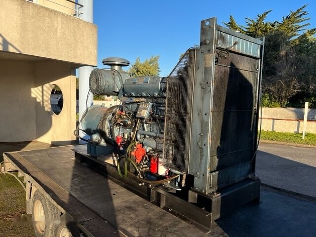 Perkins - Generator set: picture 1 Perkins - Generator set: picture 1