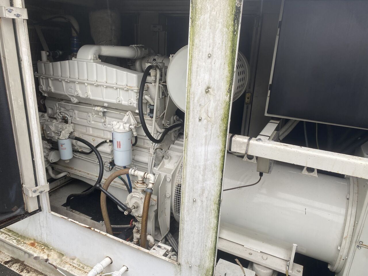 SDMO 330 kVa Cummins - Generator set: picture 3 SDMO 330 kVa Cummins - Generator set: picture 3