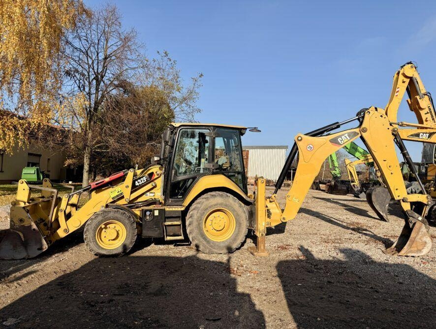 CAT 432F2 - Backhoe loader: picture 2 CAT 432F2 - Backhoe loader: picture 2