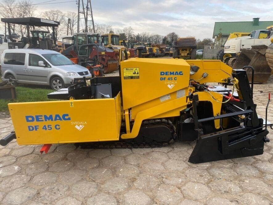 Demag DF-45C - Asphalt paver: picture 2 Demag DF-45C - Asphalt paver: picture 2