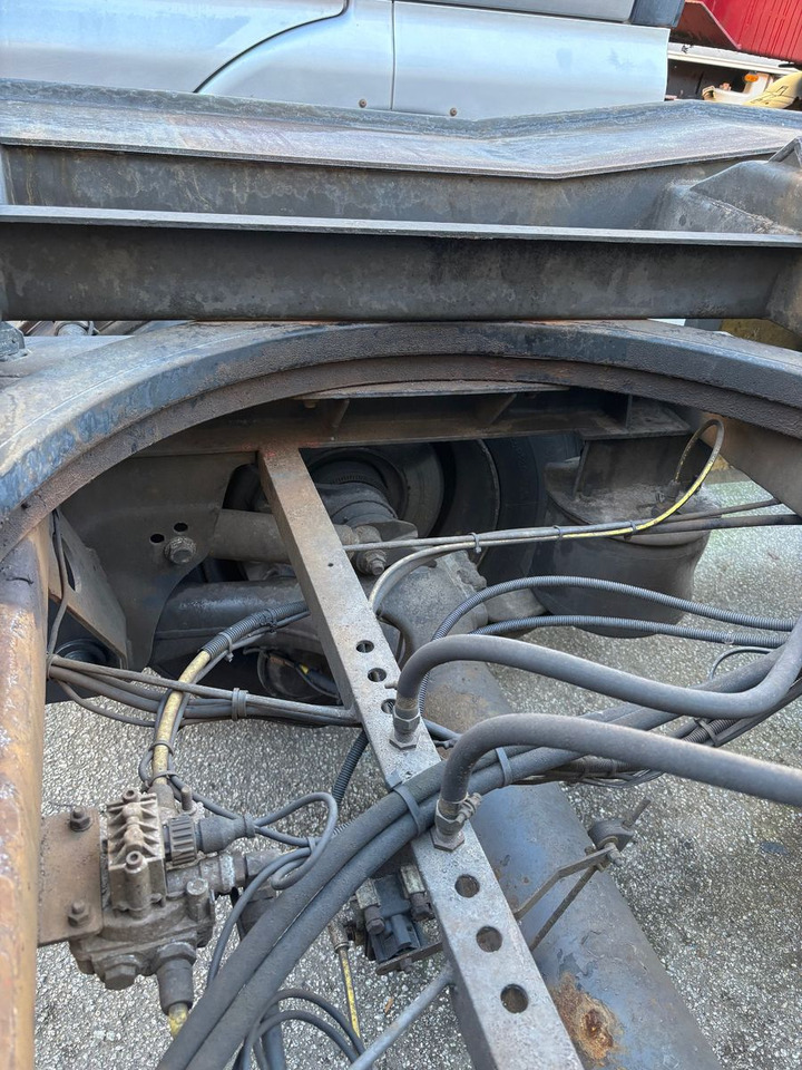 Jung R. TOP ZUSTAND / MICHELIN Ber. - Roll-off/ Skip trailer: picture 3 Jung R. TOP ZUSTAND / MICHELIN Ber. - Roll-off/ Skip trailer: picture 3