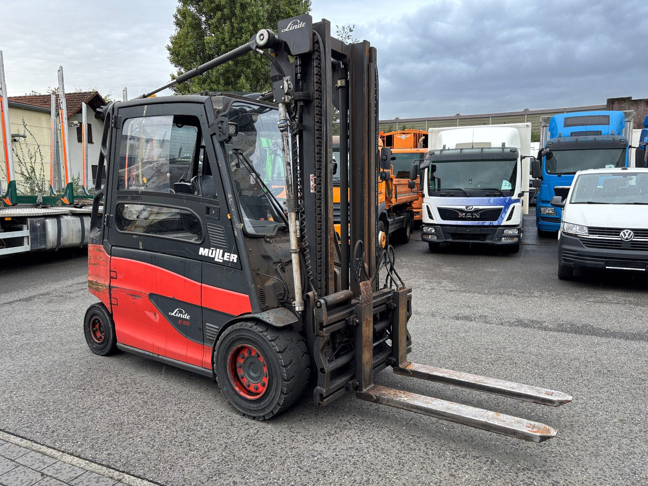 Linde E 50HL-01 Triplex Teleskopgabel - Electric forklift: picture 1 Linde E 50HL-01 Triplex Teleskopgabel - Electric forklift: picture 1