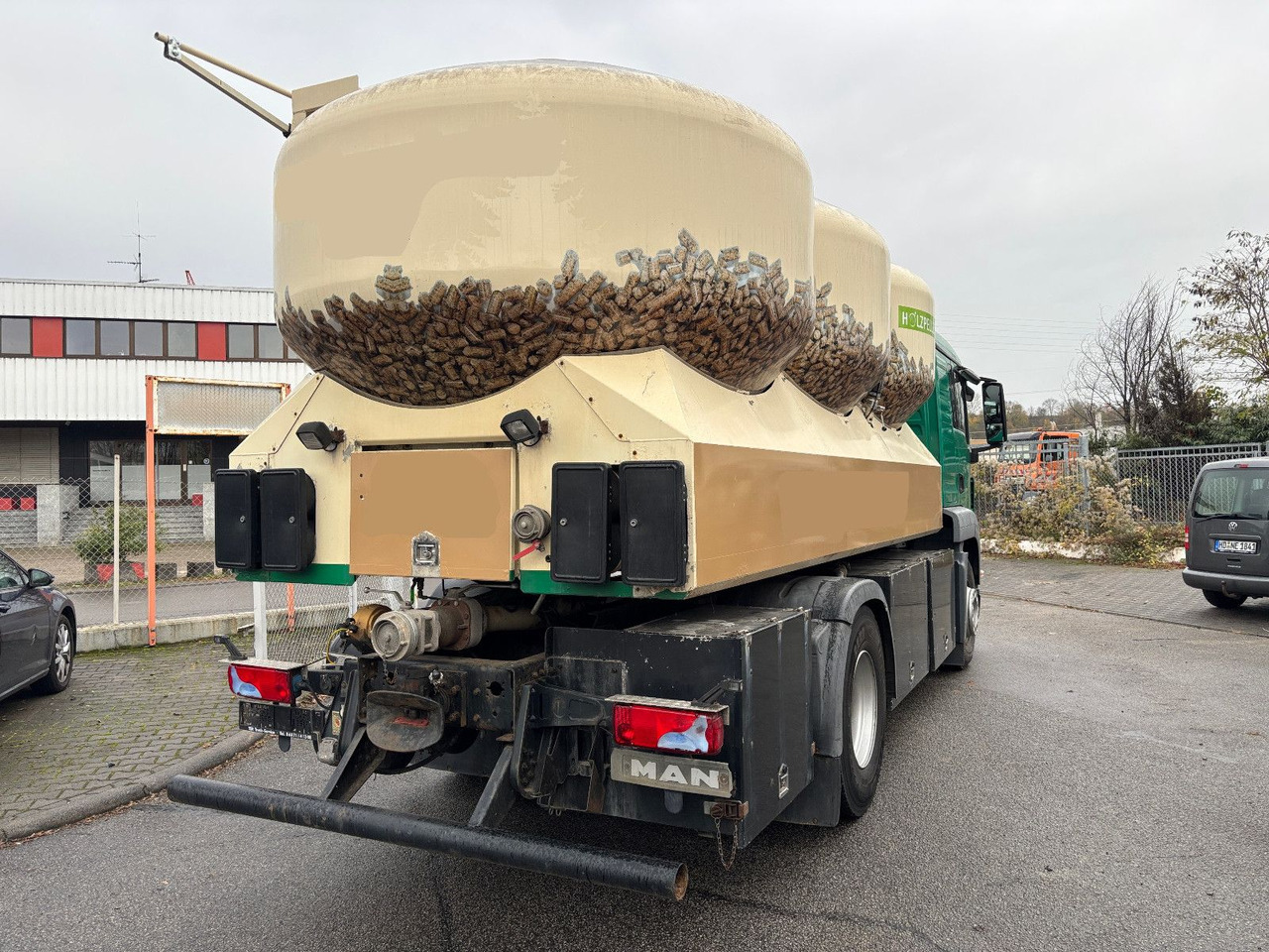 MAN TGS 18.440 Silo/Waage/Kompressor/40m Schlauch - Tank truck: picture 5 MAN TGS 18.440 Silo/Waage/Kompressor/40m Schlauch - Tank truck: picture 5