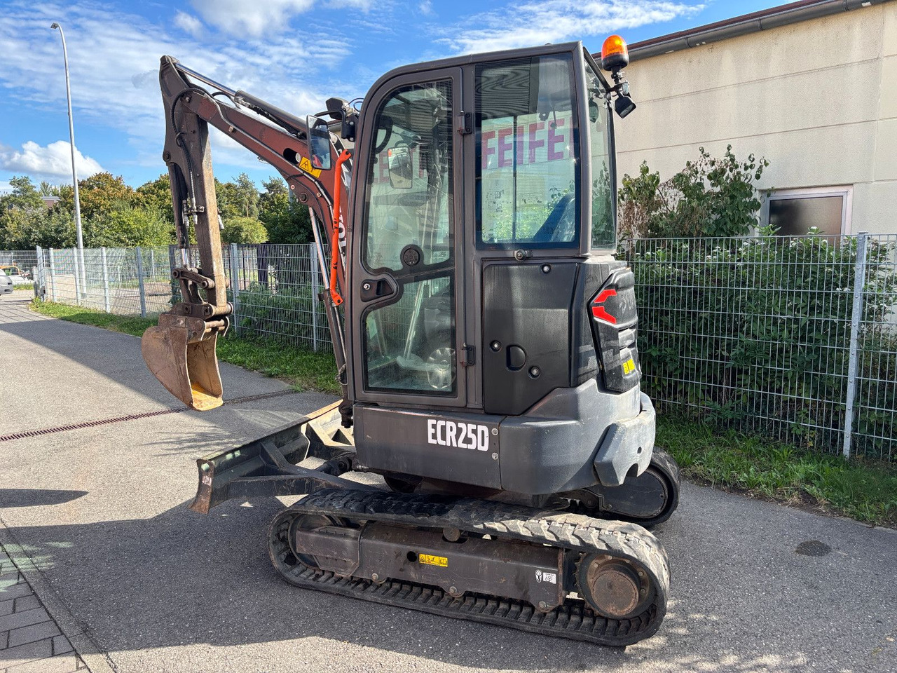 Volvo ECR 25 D - Mini excavator: picture 4 Volvo ECR 25 D - Mini excavator: picture 4