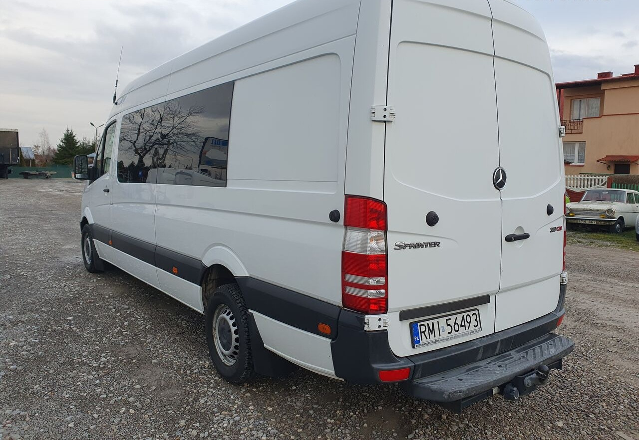 Mercedes-Benz SPRINTER 319 9 OSOB KLIMA WEBASTO TV TYL PODUSZKI EURO5 - Minibus, Passenger van: picture 4 Mercedes-Benz SPRINTER 319 9 OSOB KLIMA WEBASTO TV TYL PODUSZKI EURO5 - Minibus, Passenger van: picture 4