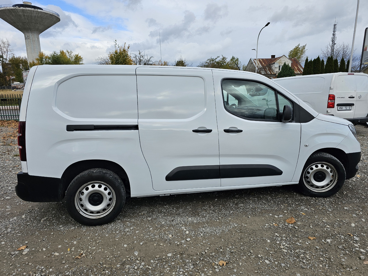 OPEL COMBO MAXI LONG CHLODNIA MROZNIA CARRIER KLIMA EURO6 - Refrigerated van: picture 4 OPEL COMBO MAXI LONG CHLODNIA MROZNIA CARRIER KLIMA EURO6 - Refrigerated van: picture 4