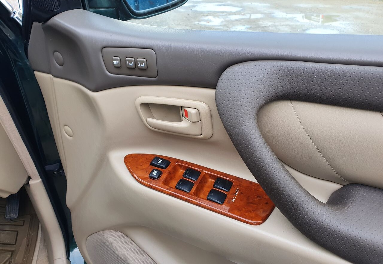 Car Toyota LAND CRUISER 100 4,2 TD KLIMA 7 OSOB: picture 19