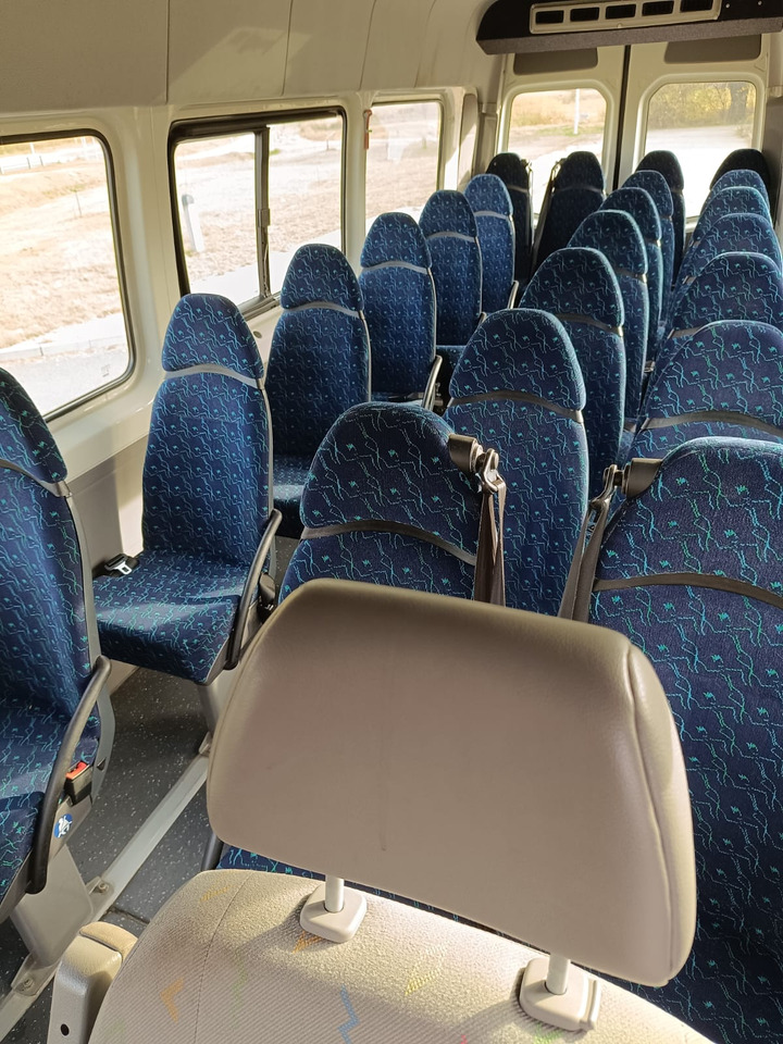 VOLKSWAGEN CRAFTER 23 OSOBY KLIMA WEBASTO KAMERA HAK EURO5 - City bus: picture 2 VOLKSWAGEN CRAFTER 23 OSOBY KLIMA WEBASTO KAMERA HAK EURO5 - City bus: picture 2