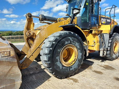 2016 Cat 966M - Wheel loader: picture 3 2016 Cat 966M - Wheel loader: picture 3