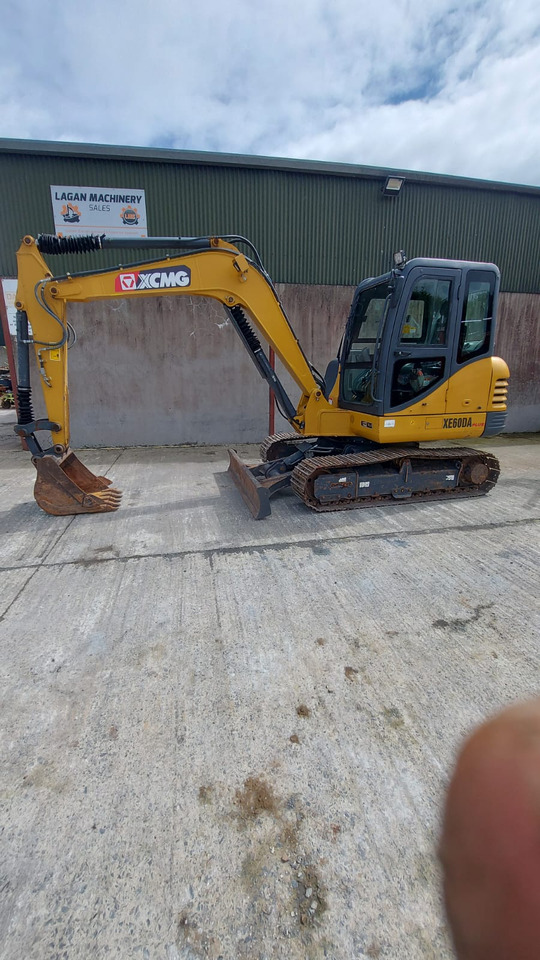 - Crawler excavator: picture 3 - Crawler excavator: picture 3