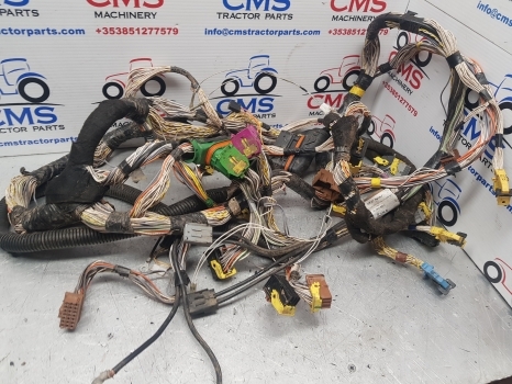 Claas Arion, Axion 640 Cab Wiring Loom Main 0022469930, 0026075290, - Cables/ Wire harness for Farm tractor: picture 1 Claas Arion, Axion 640 Cab Wiring Loom Main 0022469930, 0026075290, - Cables/ Wire harness for Farm tractor: picture 1