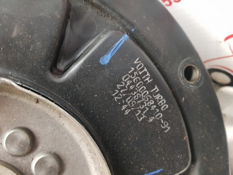 Deutz Agrotron Series 6, M, 6 Ttv 6120.4 Torsion Damper 04438731.4 - Flywheel: picture 3 Deutz Agrotron Series 6, M, 6 Ttv 6120.4 Torsion Damper 04438731.4 - Flywheel: picture 3