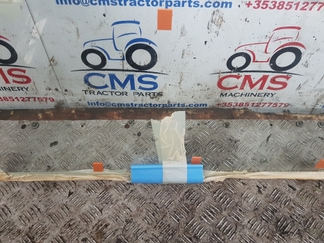 Fermec 750, 760, 860, 865, 955 Case 595 Sle Rear Cab Glass 113241 - Window and parts for Farm tractor: picture 5 Fermec 750, 760, 860, 865, 955 Case 595 Sle Rear Cab Glass 113241 - Window and parts for Farm tractor: picture 5