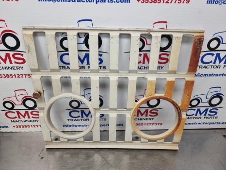 Ford 2000, 3000, 4000, 5000, 7100 Front Grille 81824198, D1nn8151b - Grill: picture 1 Ford 2000, 3000, 4000, 5000, 7100 Front Grille 81824198, D1nn8151b - Grill: picture 1