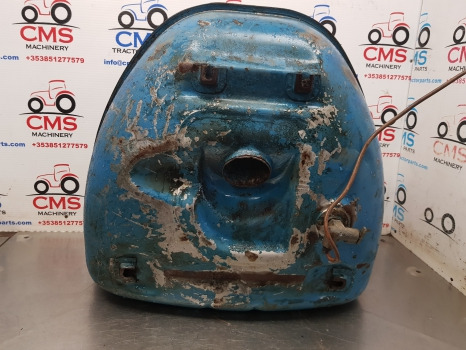 Ford Fordson Major Fuel Tank Original E1addn9002b - Fuel tank: picture 5 Ford Fordson Major Fuel Tank Original E1addn9002b - Fuel tank: picture 5