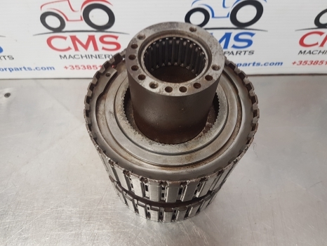 Ford New Holland 40 And Ts Series Rear Clutch Housing (kit With Shaft) 82036853 - Clutch and parts for Agricultural machinery: picture 3 Ford New Holland 40 And Ts Series Rear Clutch Housing (kit With Shaft) 82036853 - Clutch and parts for Agricultural machinery: picture 3