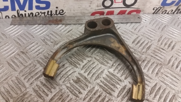 Jcb 3cx, 4cx Transmission Fork Selector 1st And 2nd 445/03024, 44503024 - Transmission for Backhoe loader: picture 3 Jcb 3cx, 4cx Transmission Fork Selector 1st And 2nd 445/03024, 44503024 - Transmission for Backhoe loader: picture 3