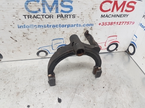 Jcb 3cx Transmission Fork 05/900319, Ckb63138, Turner Spicer Crt42008 - Transmission for Backhoe loader: picture 1 Jcb 3cx Transmission Fork 05/900319, Ckb63138, Turner Spicer Crt42008 - Transmission for Backhoe loader: picture 1