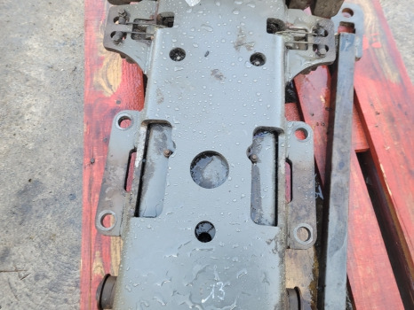 Massey Feguson Valtra S374 Pick Up Hitch Complete Dromore Mf Z15 4387554m92 - Frame/ Chassis: picture 4 Massey Feguson Valtra S374 Pick Up Hitch Complete Dromore Mf Z15 4387554m92 - Frame/ Chassis: picture 4