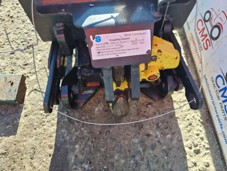 Frame/ Chassis New Holland Case T5.120, T5.100, T5.110 Pick Up Hitch Complete 47889607: picture 8