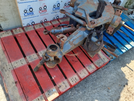 New Holland Tm125, Tm Series, Front Axle Supersteer Support And Beam 5179410 - Front axle: picture 3 New Holland Tm125, Tm Series, Front Axle Supersteer Support And Beam 5179410 - Front axle: picture 3