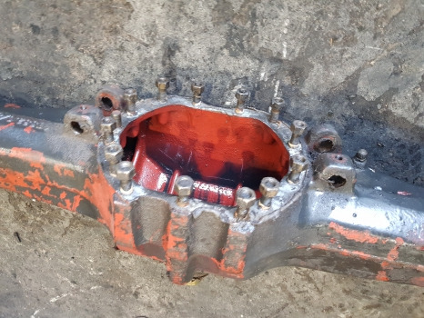 Same Dorado 85, 86, 60, 65 Front Axle Housing Beam 0.008.5332.0/90, 85332.0/80 - Front axle: picture 4 Same Dorado 85, 86, 60, 65 Front Axle Housing Beam 0.008.5332.0/90, 85332.0/80 - Front axle: picture 4