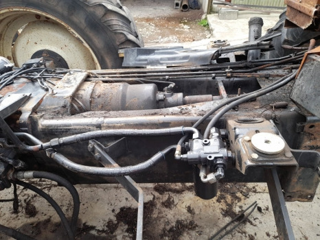 Valtra 6400 Front, Rear Axle, Transmission, Hydraulic, Lift, Pto, Engine Parts - Engine and parts: picture 4 Valtra 6400 Front, Rear Axle, Transmission, Hydraulic, Lift, Pto, Engine Parts - Engine and parts: picture 4