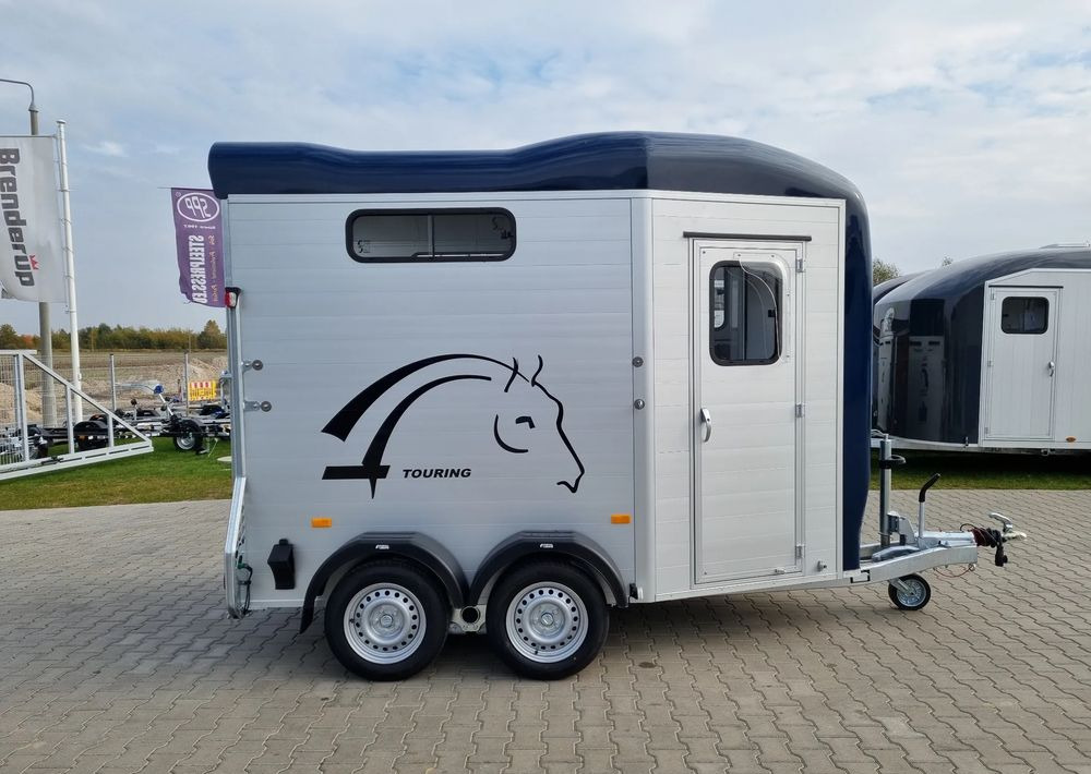 CHEVAL LIBERTÉ Cheval Liberte Touring Country + Siodlarnia - Horse trailer: picture 4 CHEVAL LIBERTÉ Cheval Liberte Touring Country + Siodlarnia - Horse trailer: picture 4