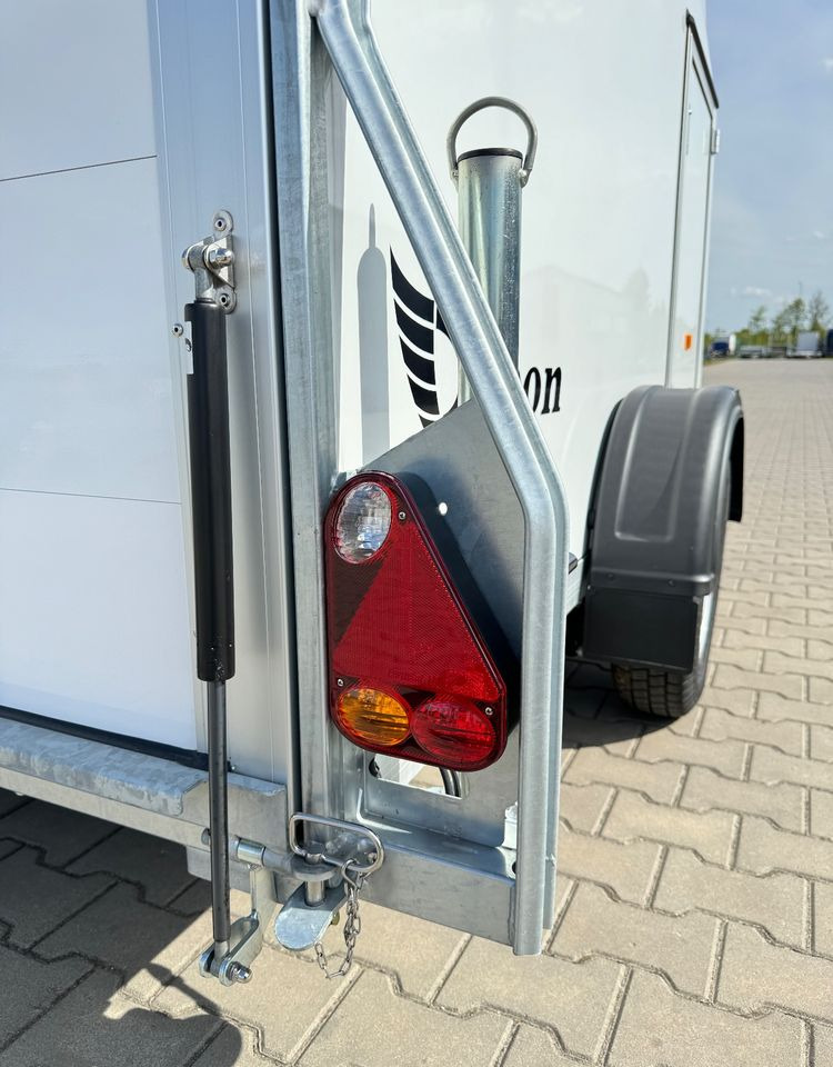 Debon Cargo 2 - Closed box trailer: picture 5 Debon Cargo 2 - Closed box trailer: picture 5