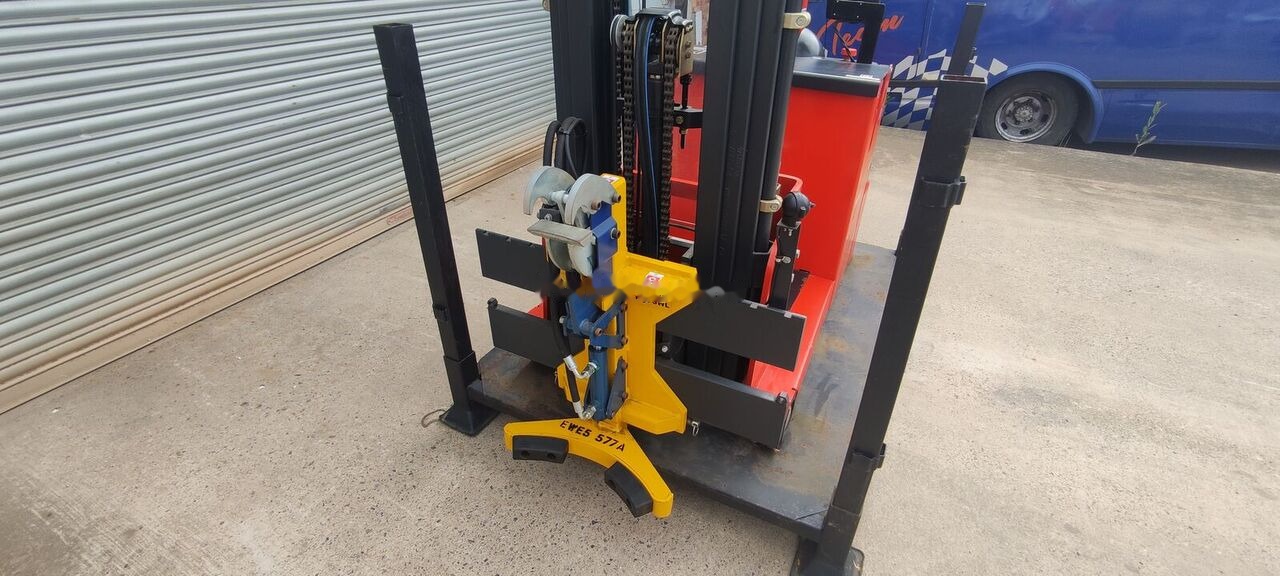 Linde L10AC - Electric forklift: picture 5 Linde L10AC - Electric forklift: picture 5