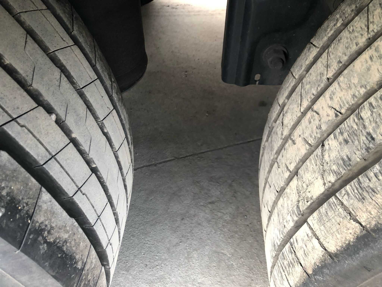 Krone 2023 rok, 93 m3,waga 6200 kg,Certyfikat XL, Multilock, z Niemiec - Curtainsider semi-trailer: picture 5 Krone 2023 rok, 93 m3,waga 6200 kg,Certyfikat XL, Multilock, z Niemiec - Curtainsider semi-trailer: picture 5