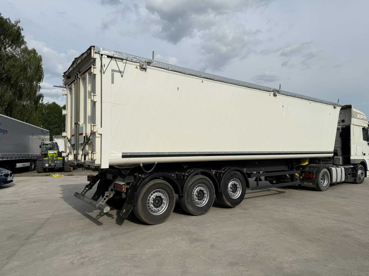 Wywrotka Schmitz 59 m3, 2018 rok, oś podnoszona, drzwi z Francji - Other machinery: picture 3 Wywrotka Schmitz 59 m3, 2018 rok, oś podnoszona, drzwi z Francji - Other machinery: picture 3