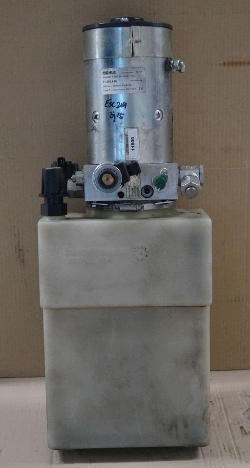 Jungheinrich 51105484 | Pump unit 24V 3KW 195A 11Nm valve block 51105484 for ESC Pump unit 24V 3KW 195A 11Nm valve block 51105484 for ESC214 year 2015 - Hydraulic pump for Material handling equipment: picture 1 Jungheinrich 51105484 | Pump unit 24V 3KW 195A 11Nm valve block 51105484 for ESC Pump unit 24V 3KW 195A 11Nm valve block 51105484 for ESC214 year 2015 - Hydraulic pump for Material handling equipment: picture 1
