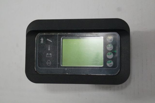 Linde 0039460725 | Display SW1.45 HW 1.07 sn. 00000036422 - Dashboard for Material handling equipment: picture 1 Linde 0039460725 | Display SW1.45 HW 1.07 sn. 00000036422 - Dashboard for Material handling equipment: picture 1